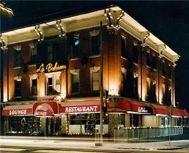 La Boheme Restaurant & B&B Эдмонтон Экстерьер фото