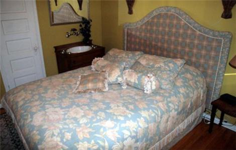 La Boheme Restaurant & B&B Эдмонтон Номер фото